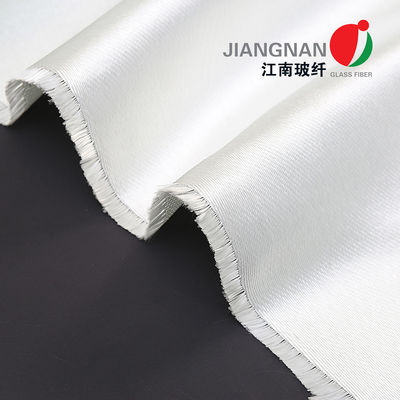 3788 High Temperature Fiberglass Cloth , 12H Stain Woven Fiberglass Fabric Roll